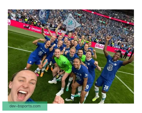 布隆泽在切尔西女足表现稳定持续展现世界级右后卫实力